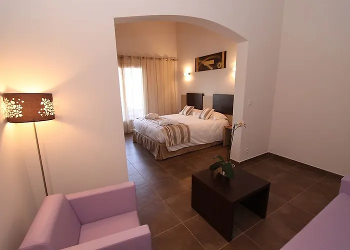 Hotel A Madonetta Bonifacio (Corsica)
