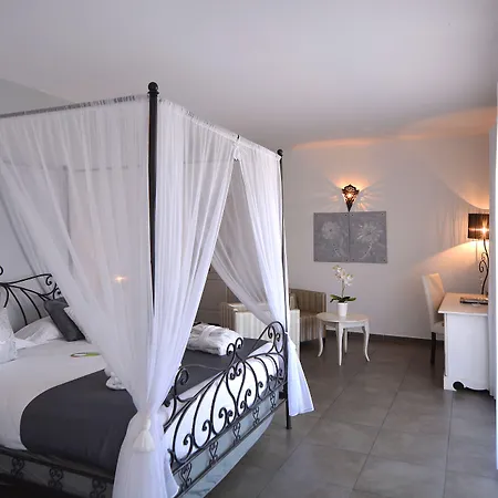 Hotel A Madonetta Bonifacio (Corsica)