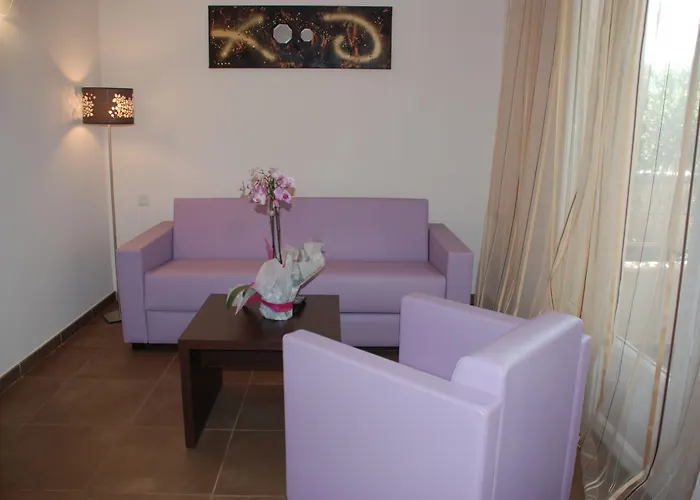 オテル ア マドネッタ 3*